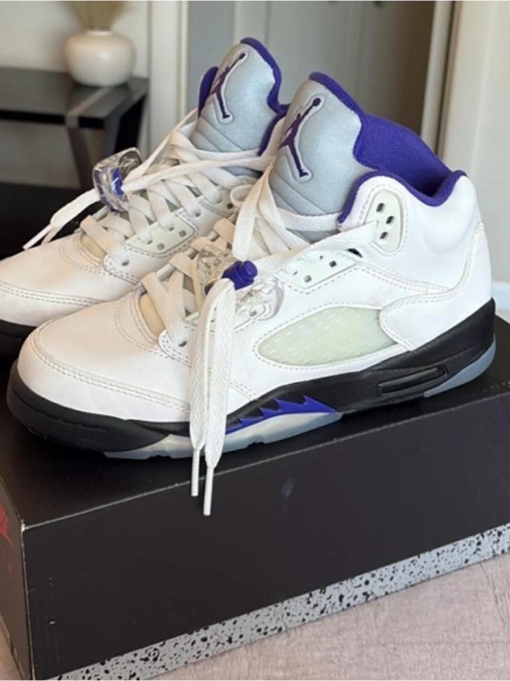 Nike Air Jordan 5 Retro White Black Purple (GS) Shoe Box Label